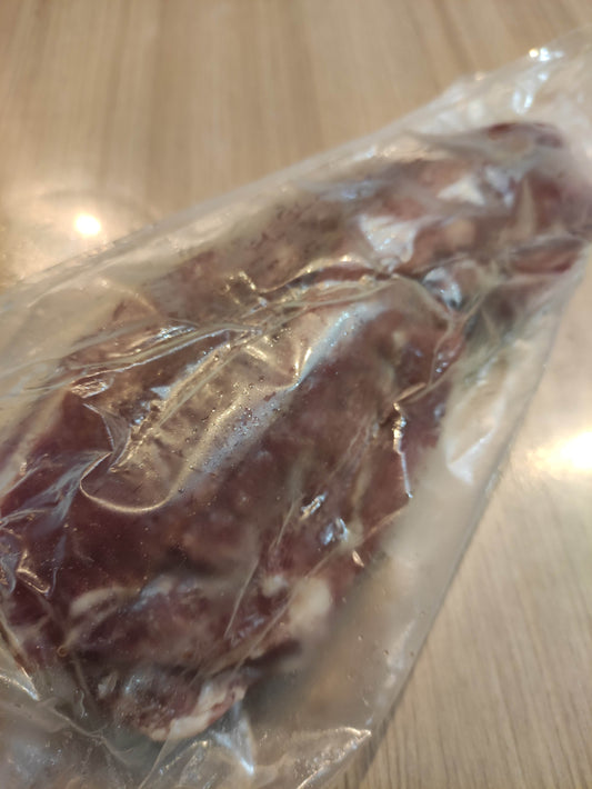 イタリア産 仔牛タンブロック 冷凍品 600g
